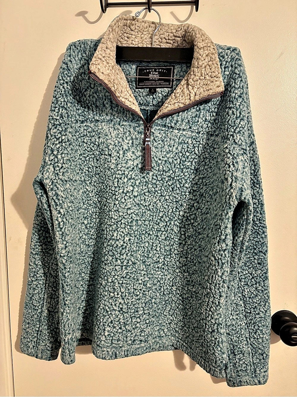 True Grit The Original Frosty Tipped Pullover Sherpa Jacket in Blue & Cream